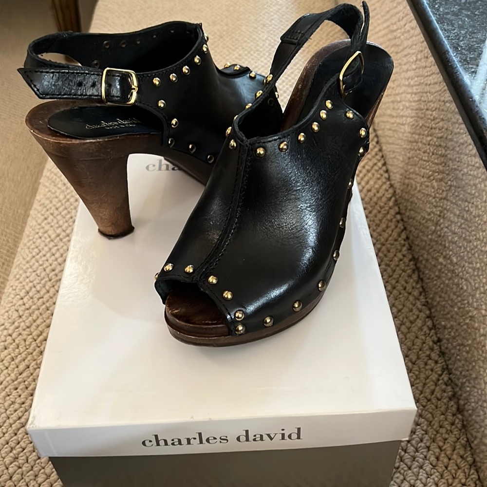 Black leather clogs w gold nailheads